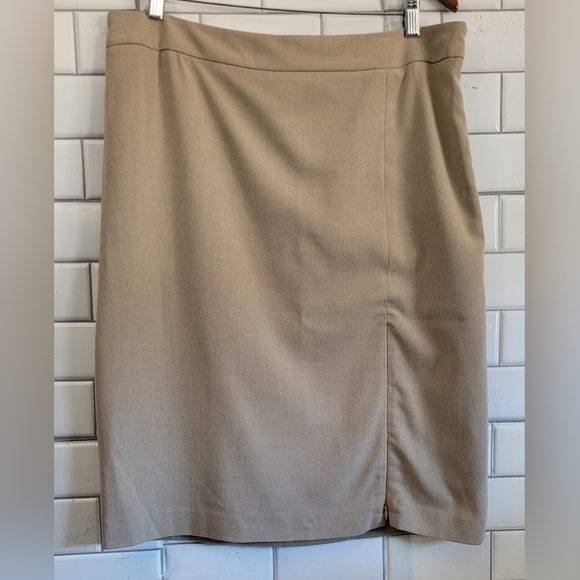 Focus 2000 Ladies Classic Pencil Straight Skirt Front Zipper At Knee Midi Length - Picture 1 of 4